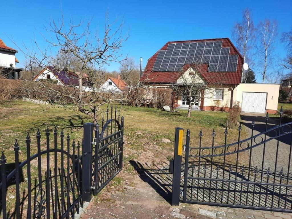 Ferienwohnung Karnitz Im Herzen Von Ruegen Zewnętrze zdjęcie